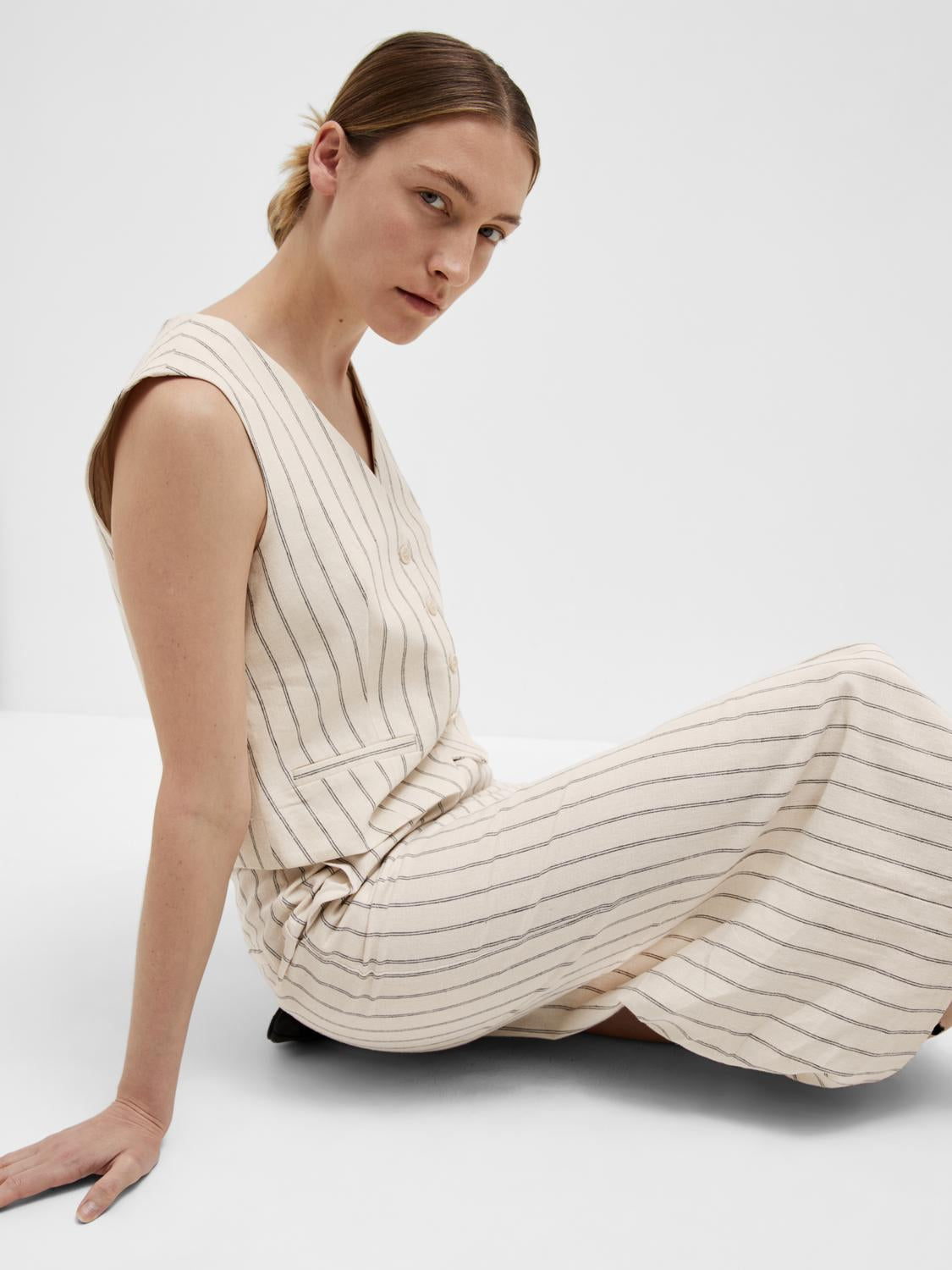 Hilda Skjørt - Beige/ Sandshell